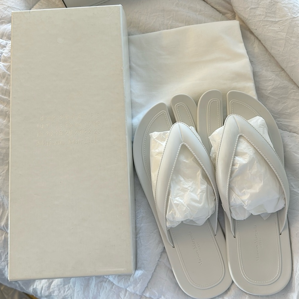 Margiela tabi flip flops white